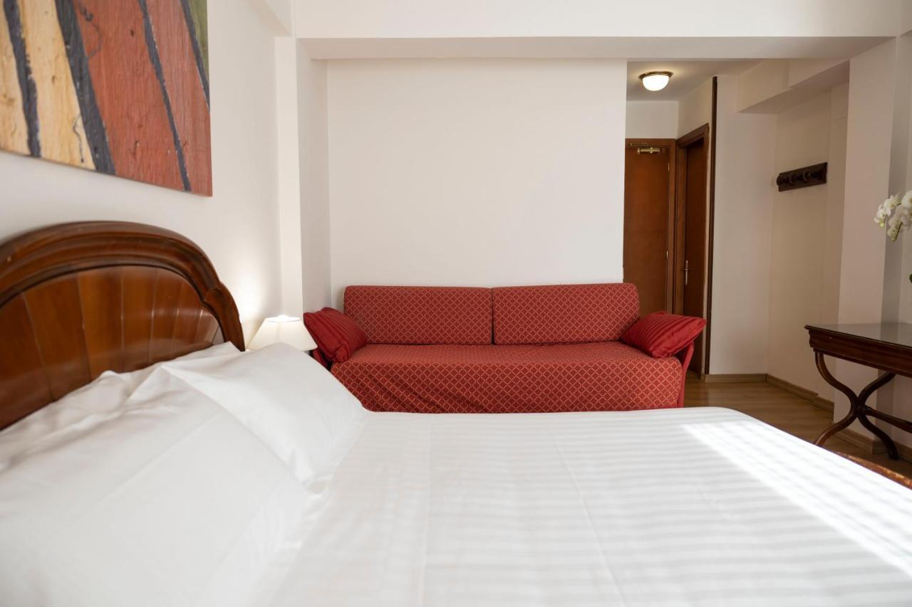 Grand Hotel Del Parco ペスカッセーロリ 部屋 写真