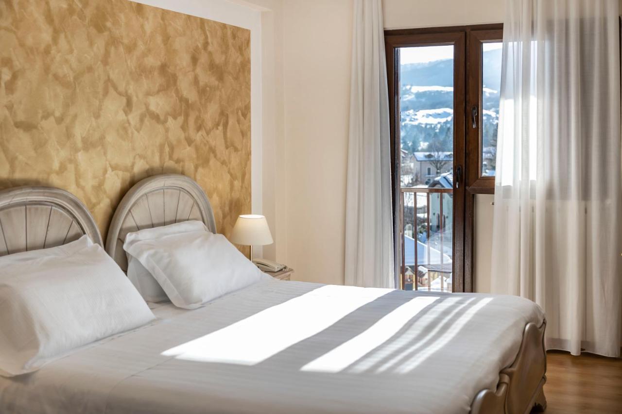 Grand Hotel Del Parco ペスカッセーロリ エクステリア 写真