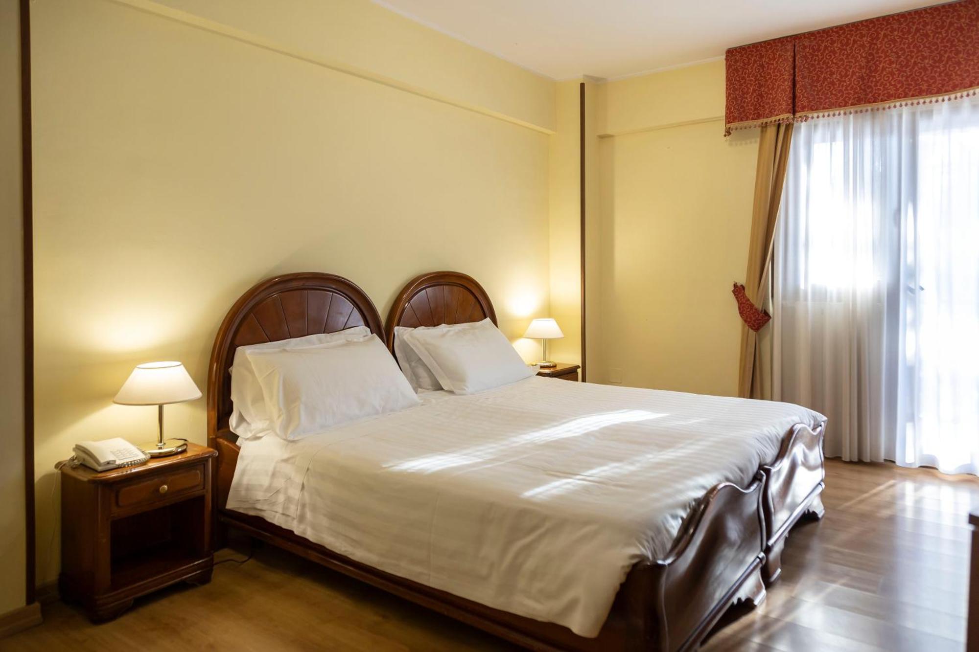 Grand Hotel Del Parco ペスカッセーロリ 部屋 写真