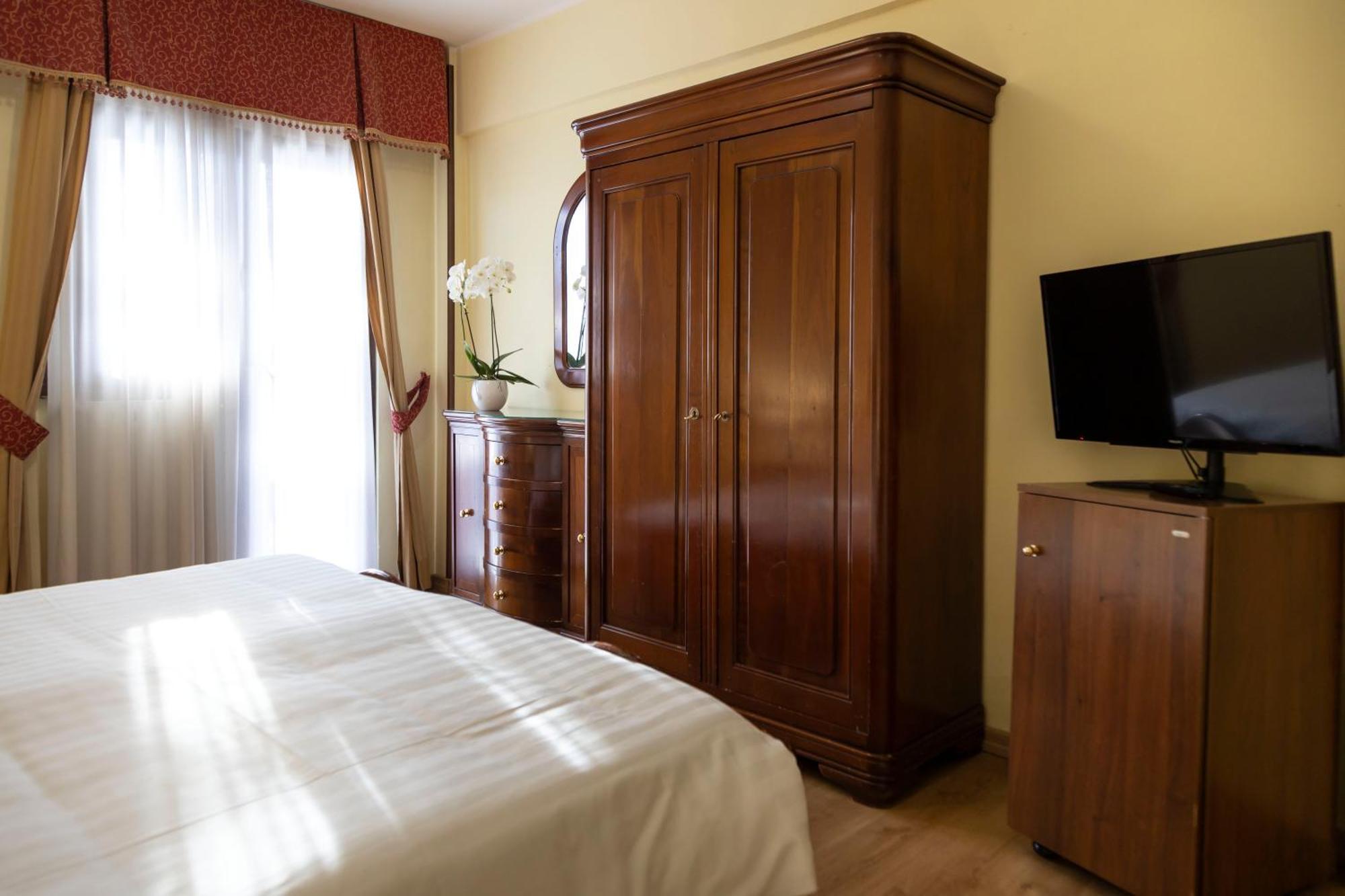 Grand Hotel Del Parco ペスカッセーロリ 部屋 写真