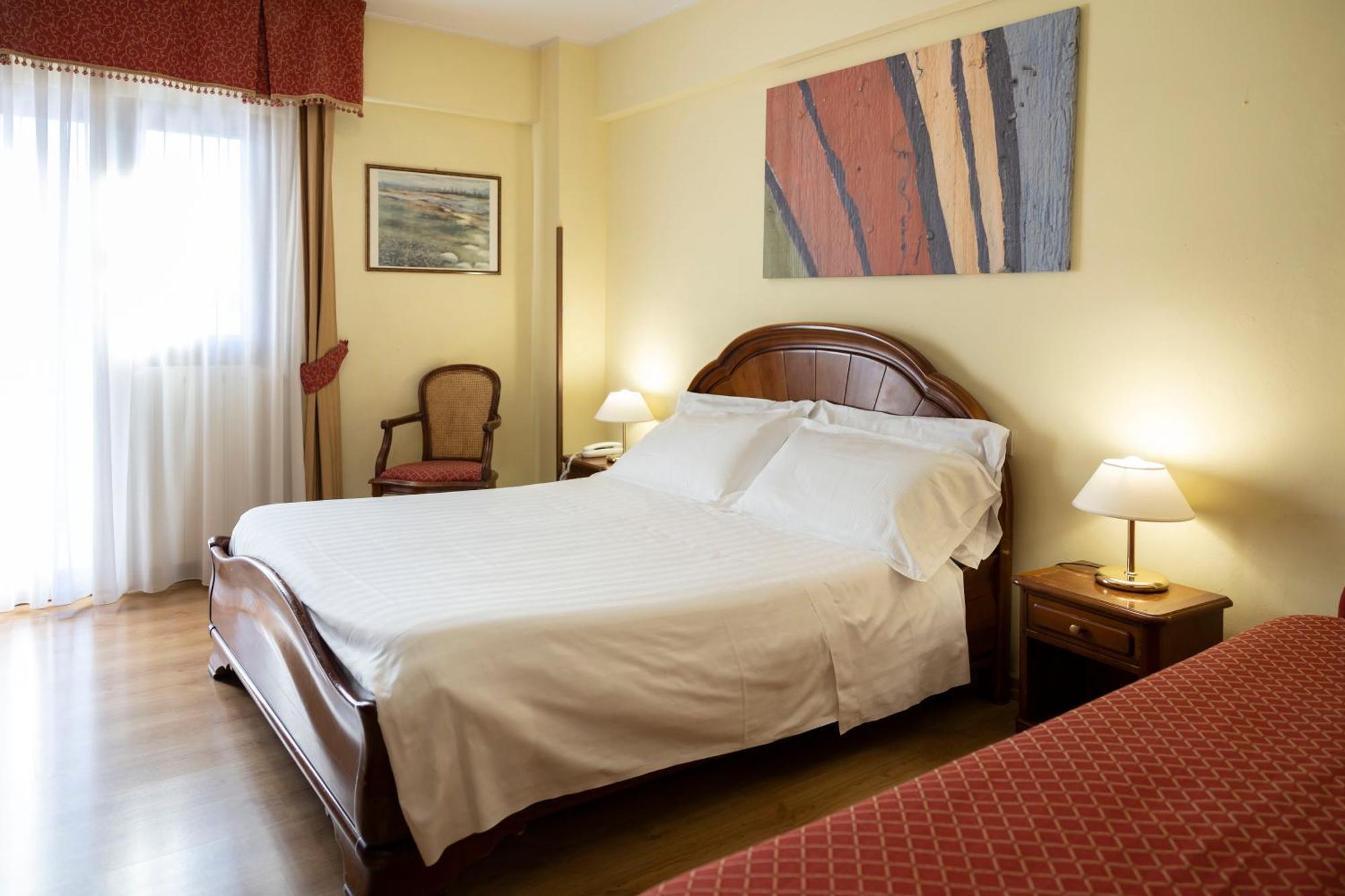 Grand Hotel Del Parco ペスカッセーロリ 部屋 写真